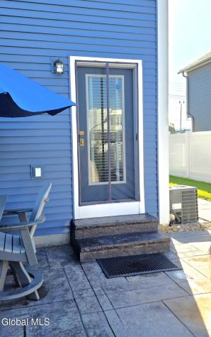 127 Cannon Street Troy NY 12183