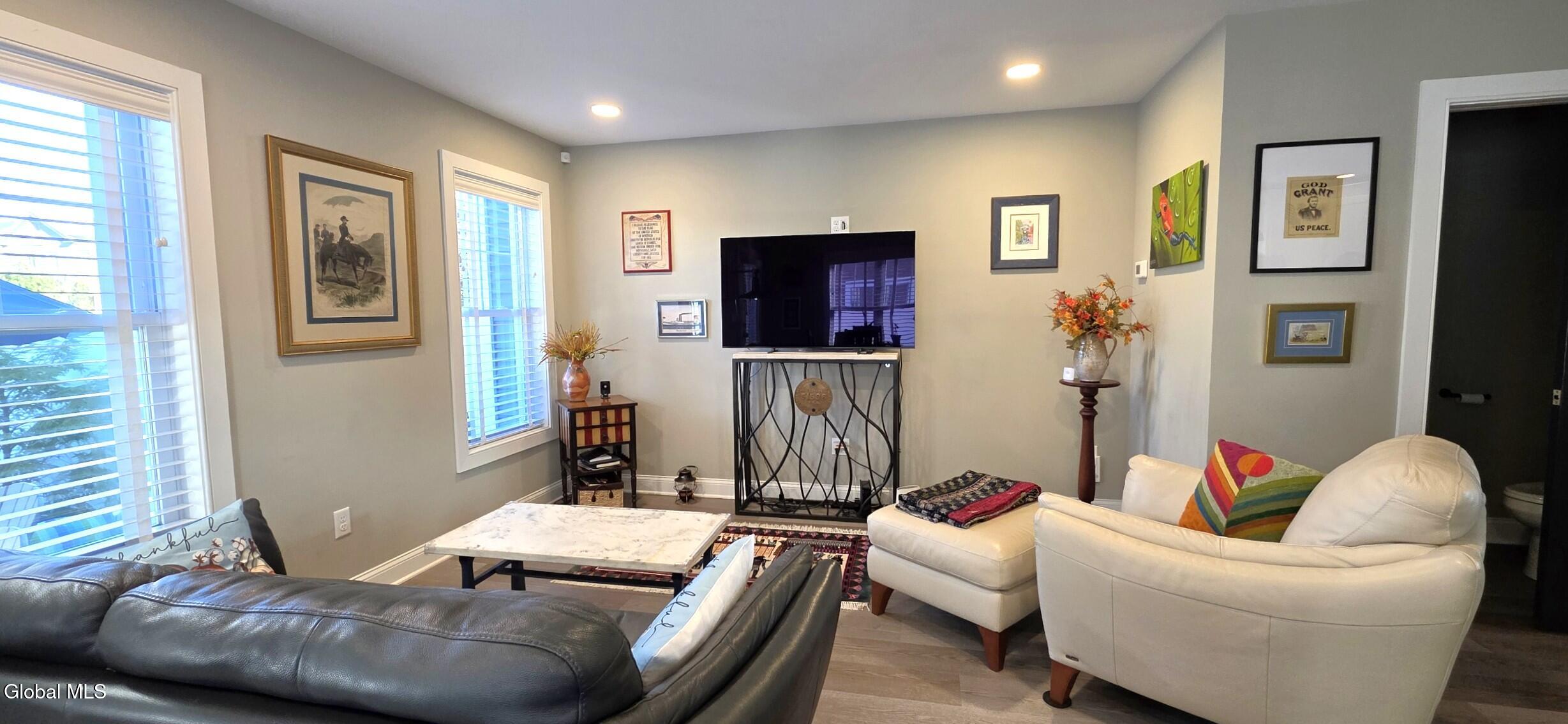 127 Cannon Street Troy NY 12183