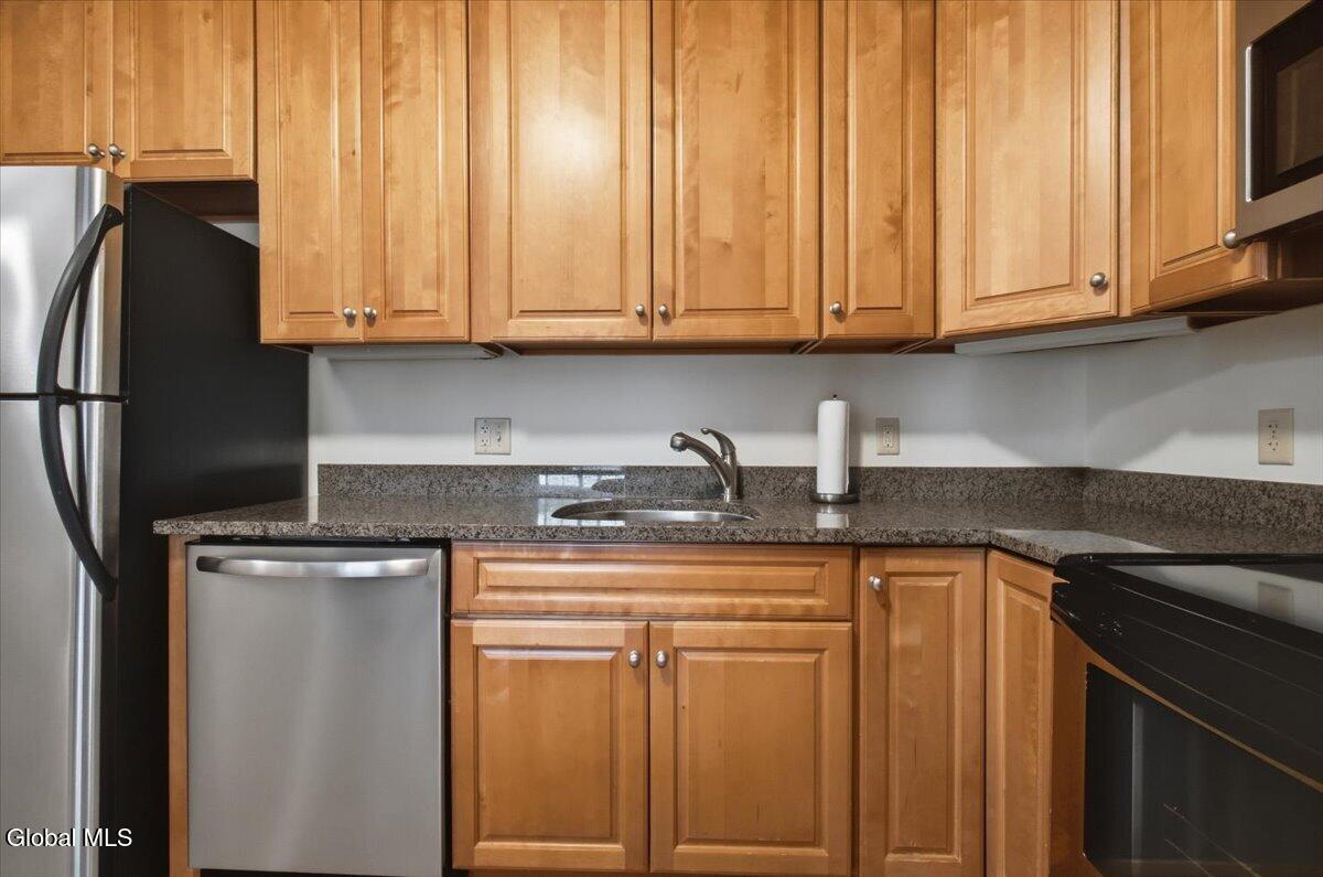 8 Wall Street Clifton Park NY 12065