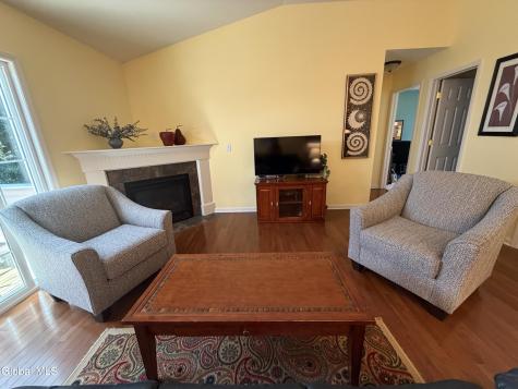94 Annabelle Place Rotterdam NY 12306