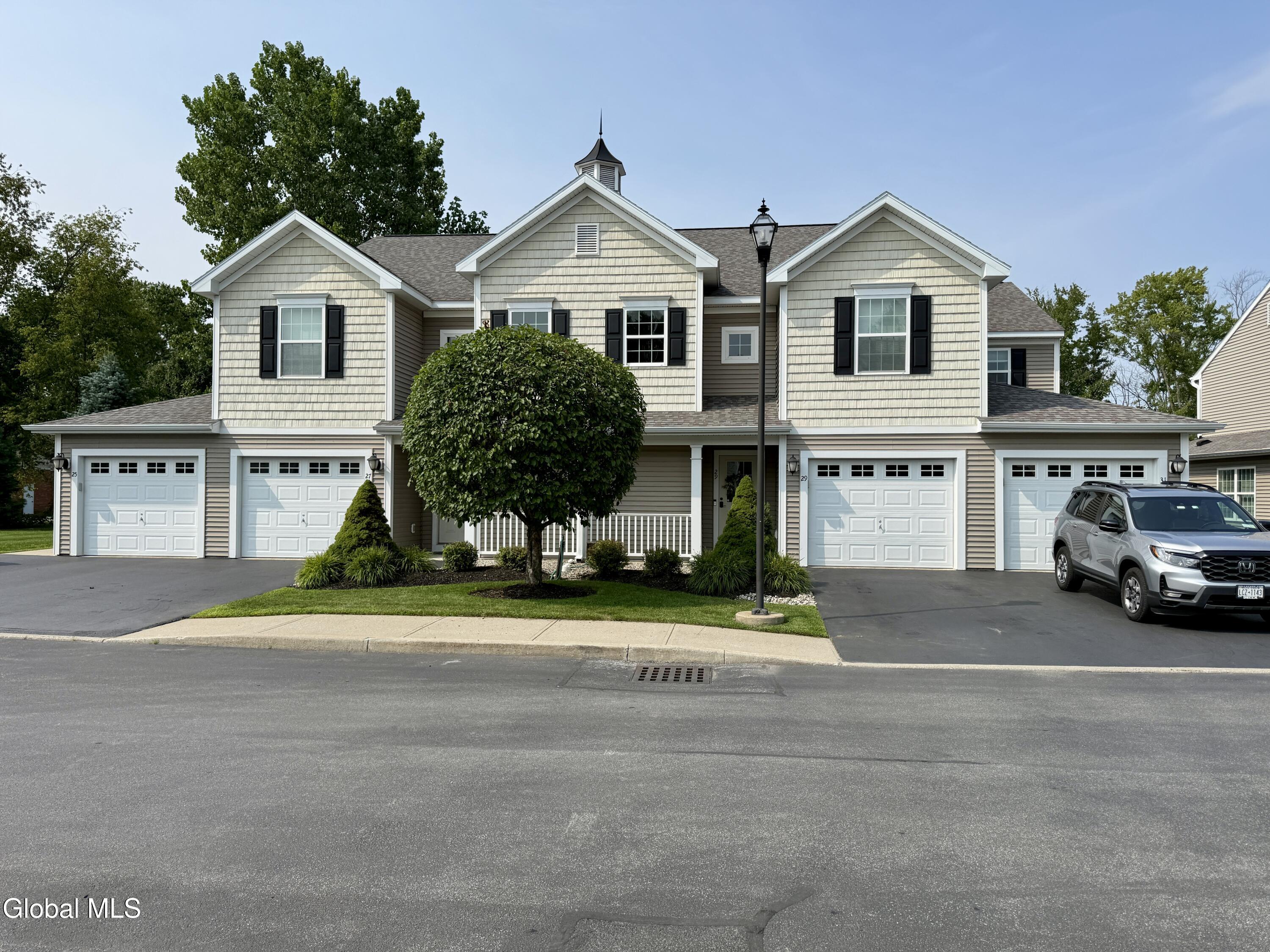 29 Treasures Place Queensbury NY 12804