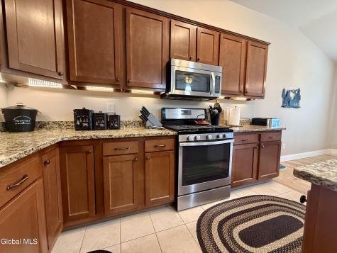 29 Treasures Place Queensbury NY 12804
