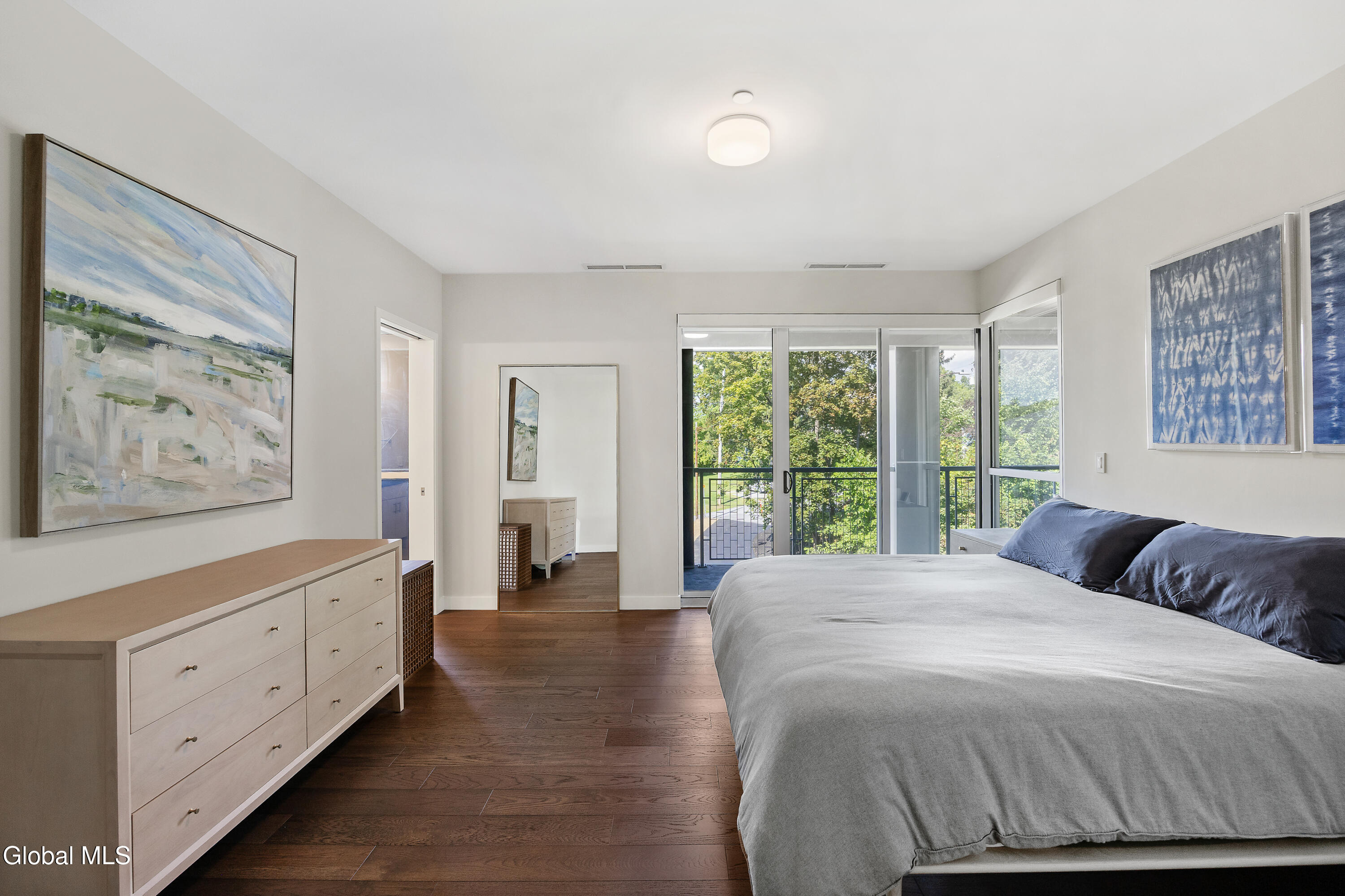 128 Henry Street Saratoga Springs NY 12866