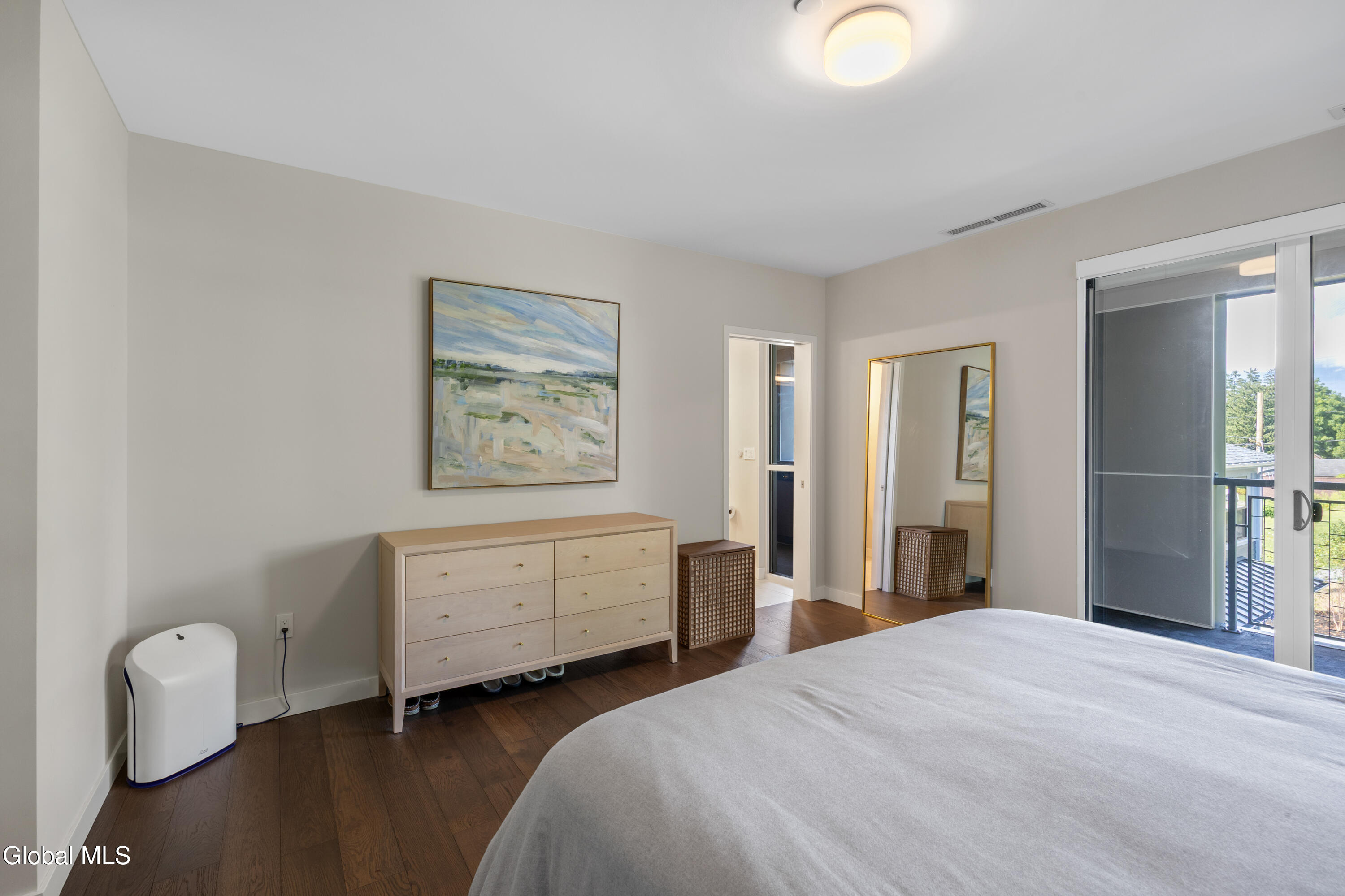 128 Henry Street Saratoga Springs NY 12866