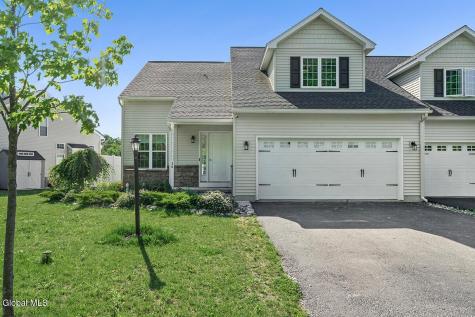 36 Chip Shot Way Mechanicville NY 12118