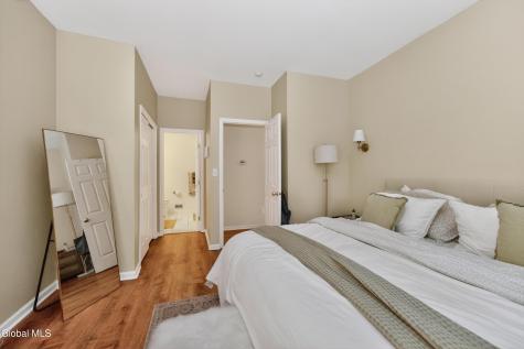 4 Killarney Court Saratoga Springs NY 12866