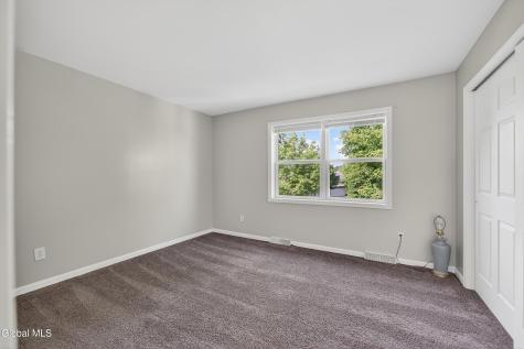 108 Harvard Road Watervliet NY 12189