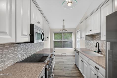 108 Harvard Road Watervliet NY 12189