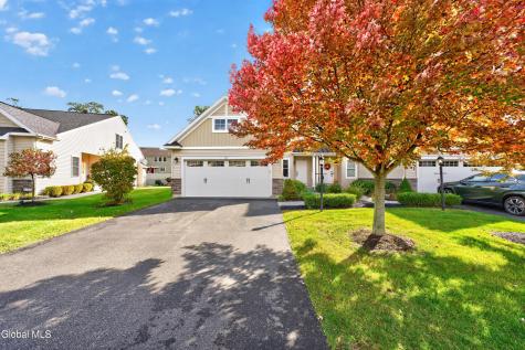 10 Jordan Court Latham NY 12110
