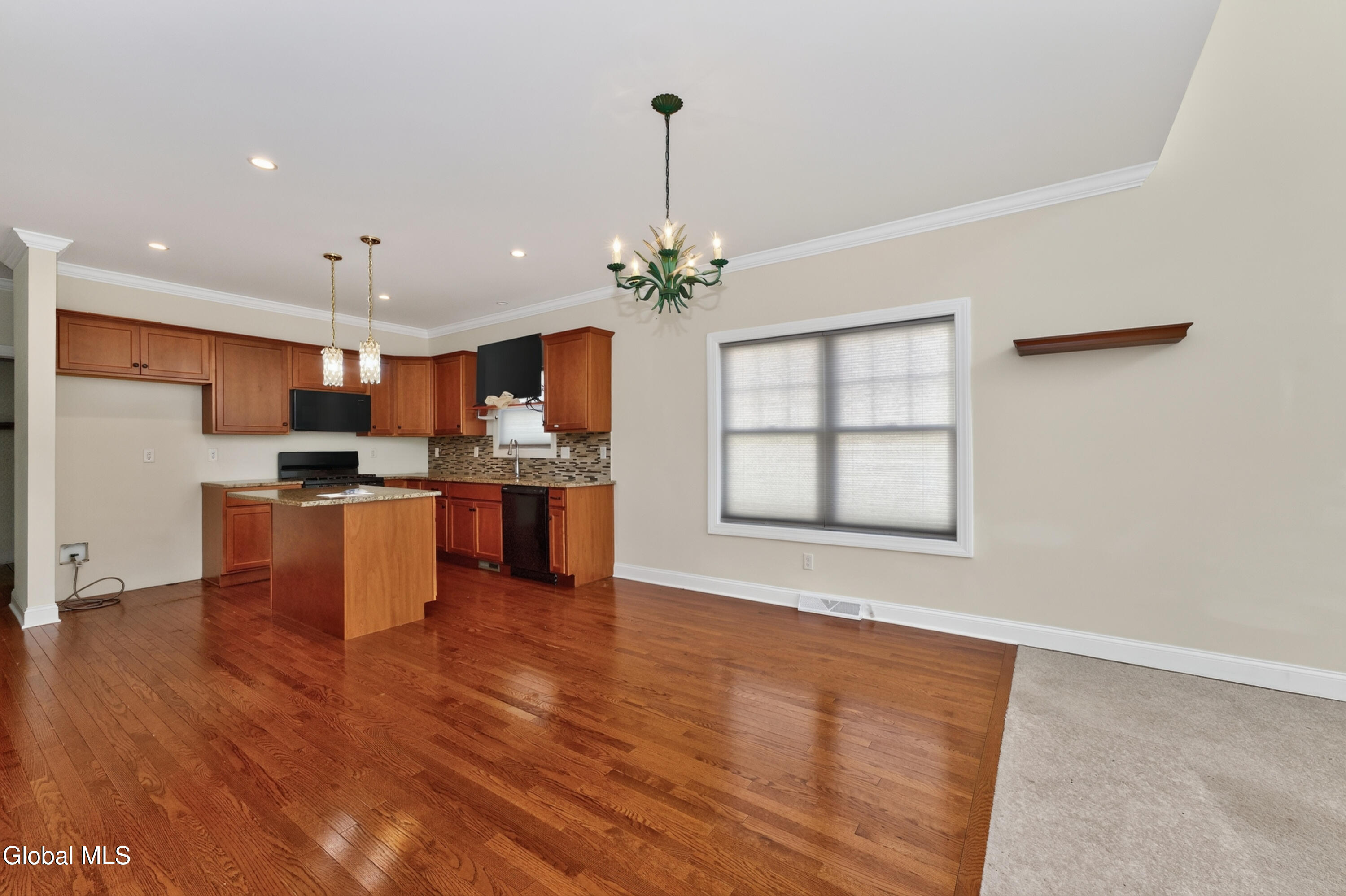 10 Jordan Court Latham NY 12110