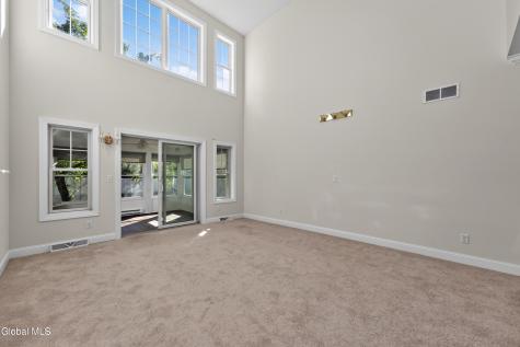 10 Jordan Court Latham NY 12110