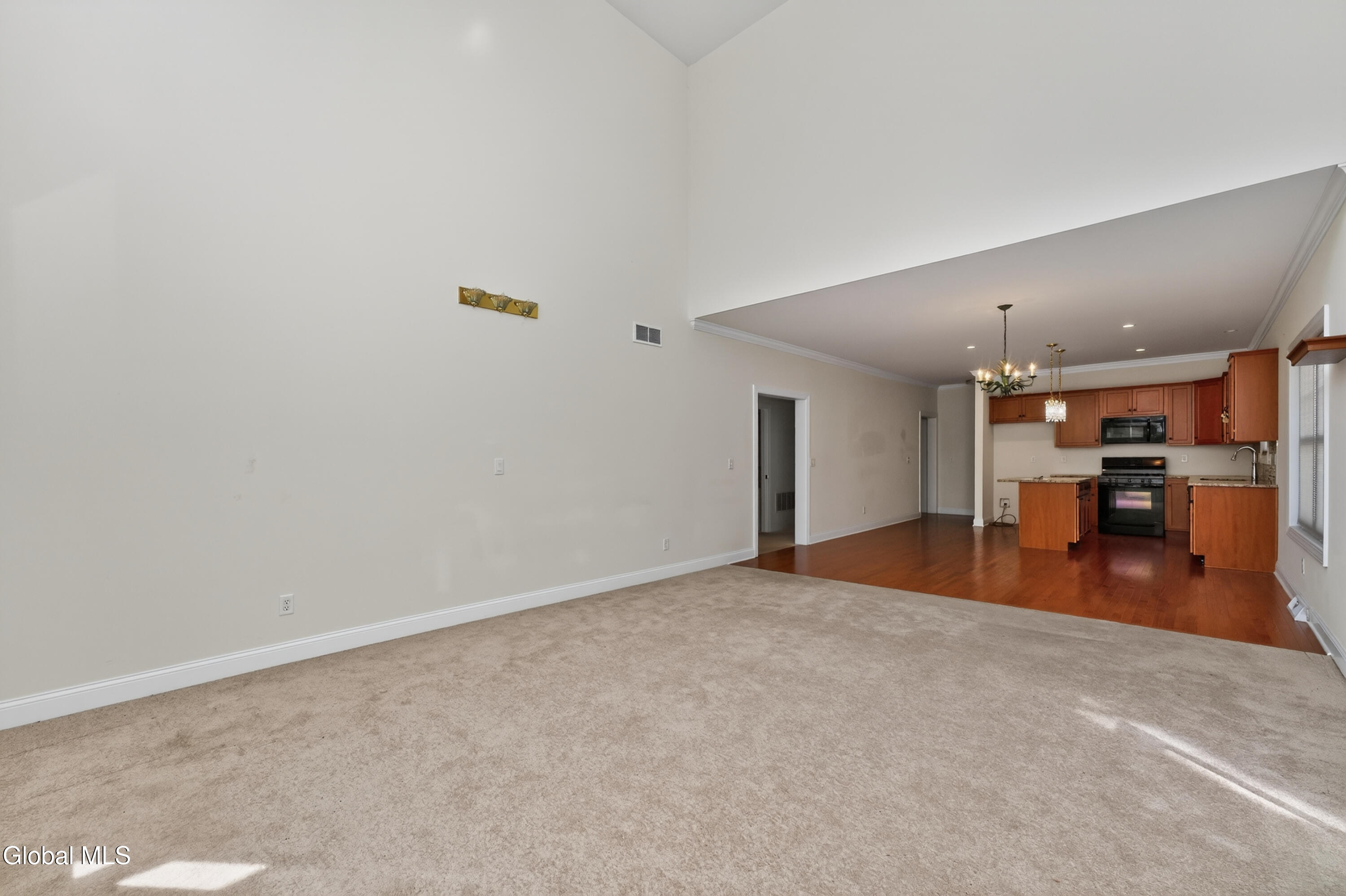 10 Jordan Court Latham NY 12110