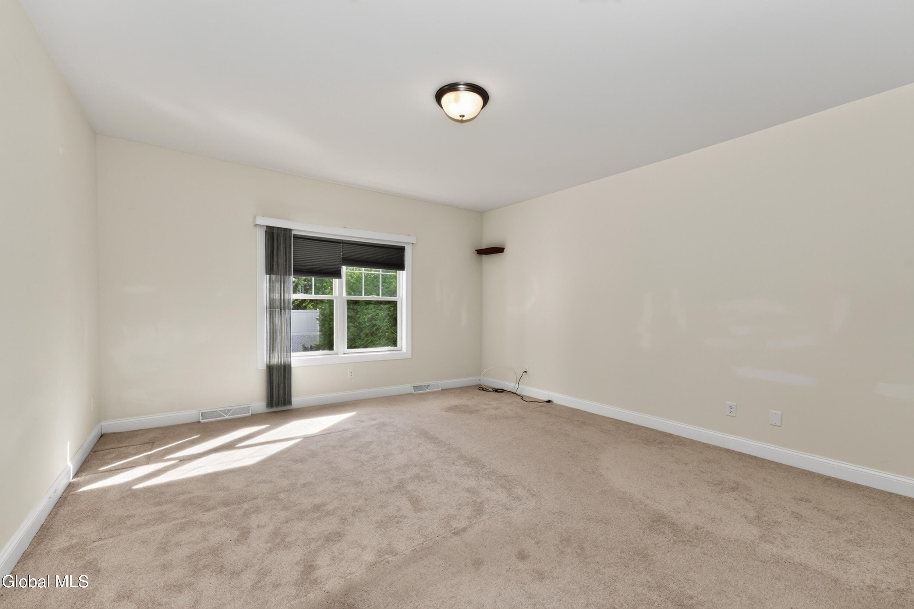10 Jordan Court Latham NY 12110