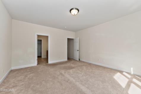 10 Jordan Court Latham NY 12110