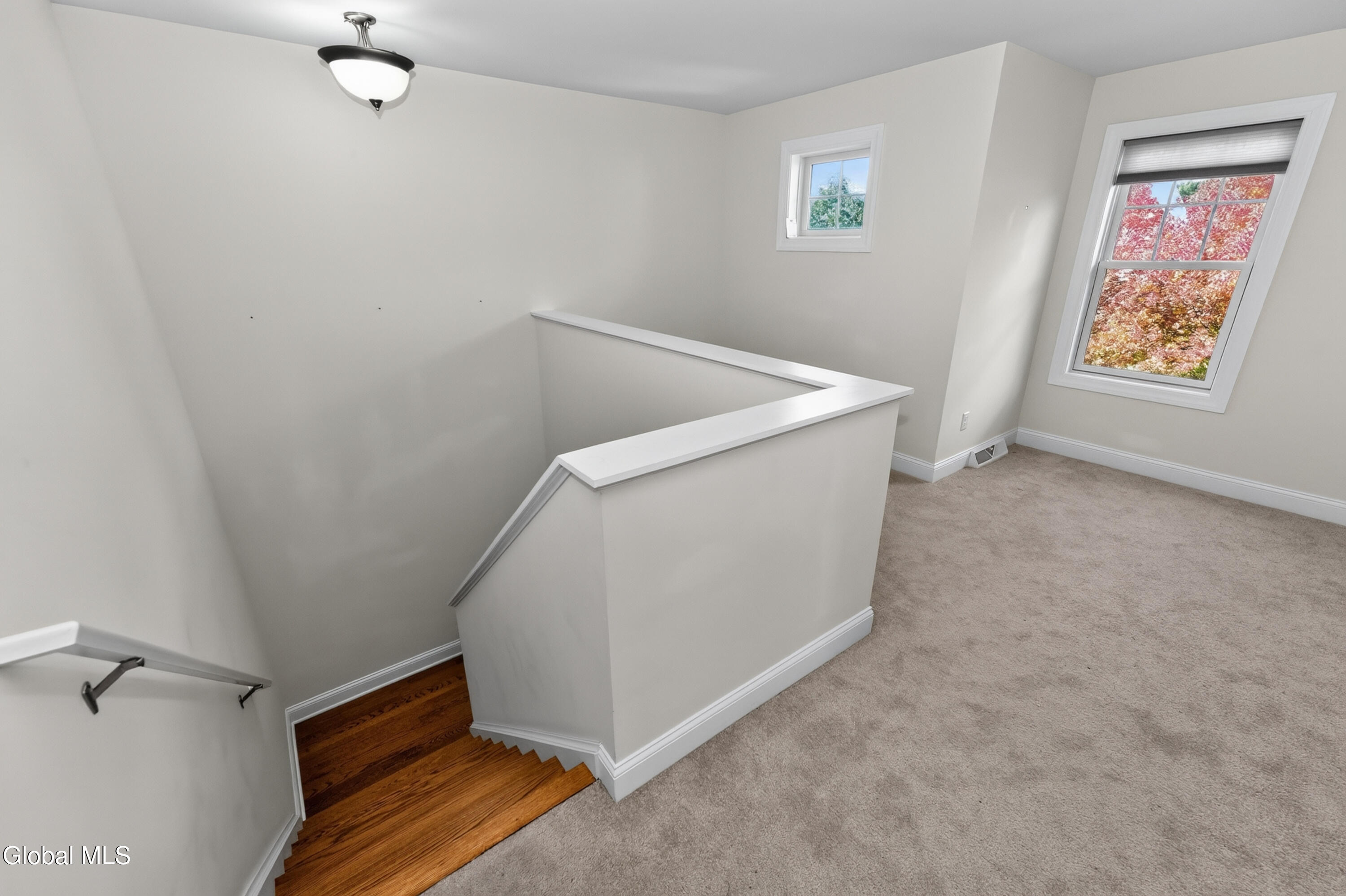 10 Jordan Court Latham NY 12110