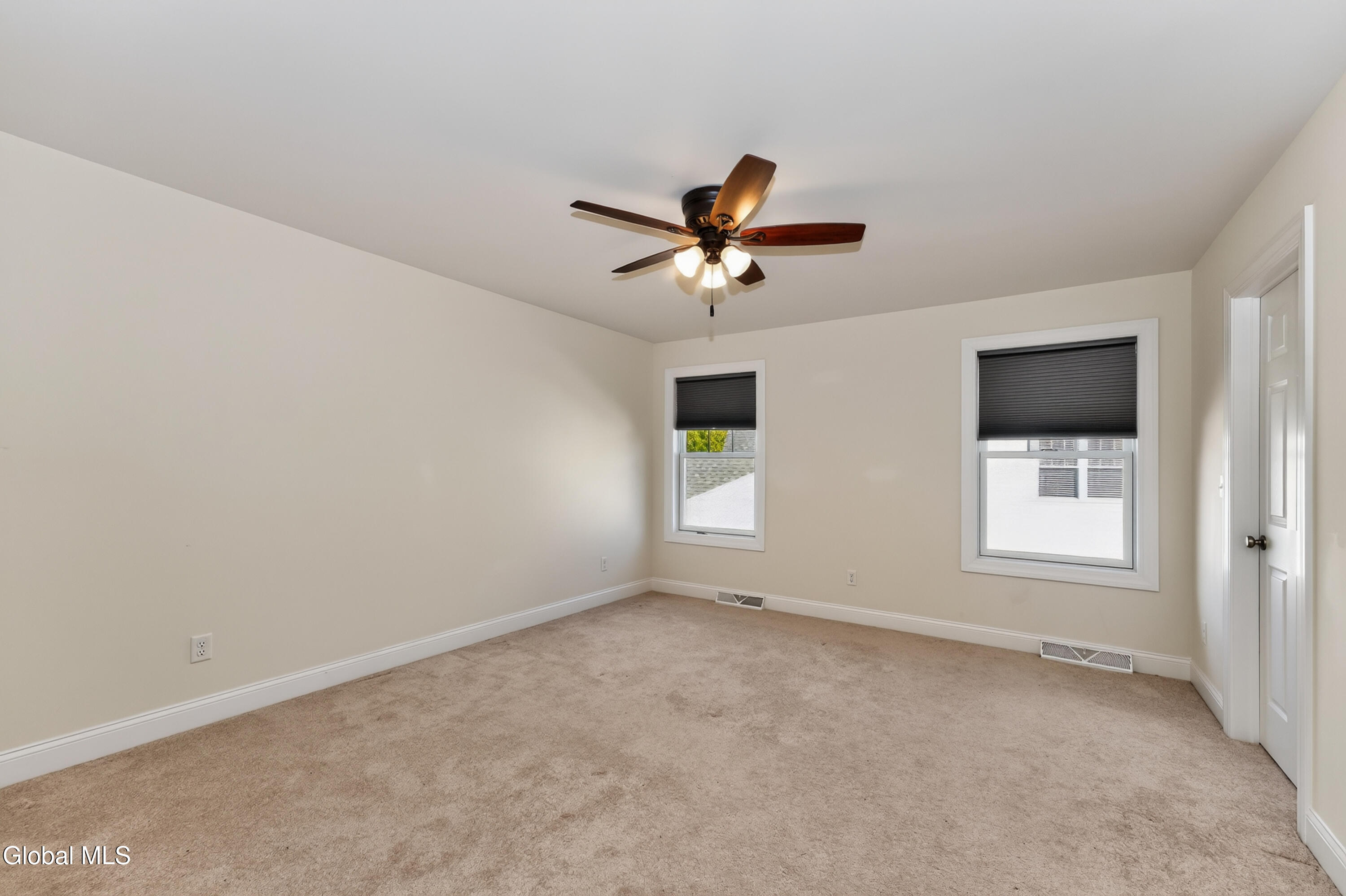 10 Jordan Court Latham NY 12110