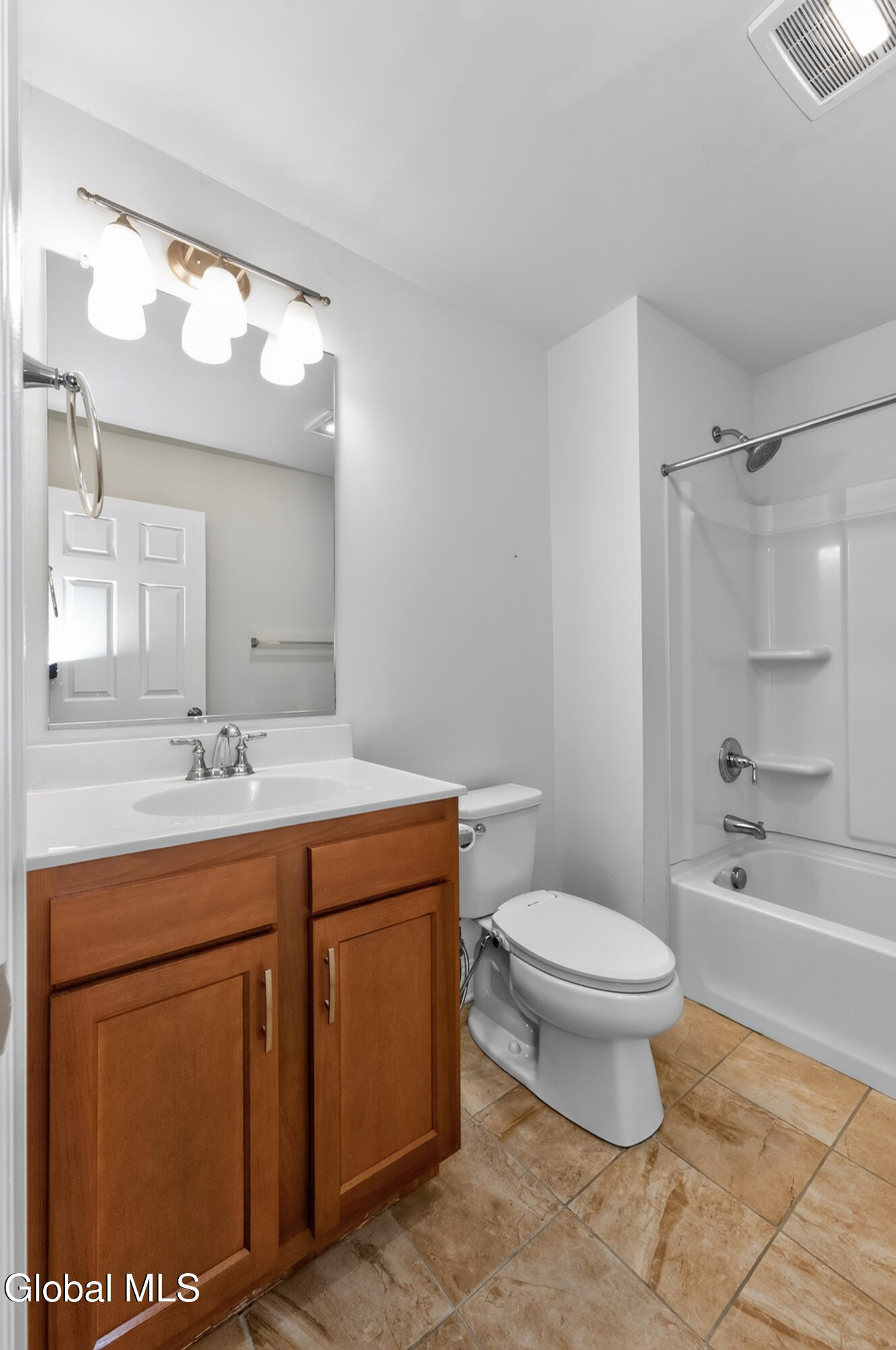10 Jordan Court Latham NY 12110