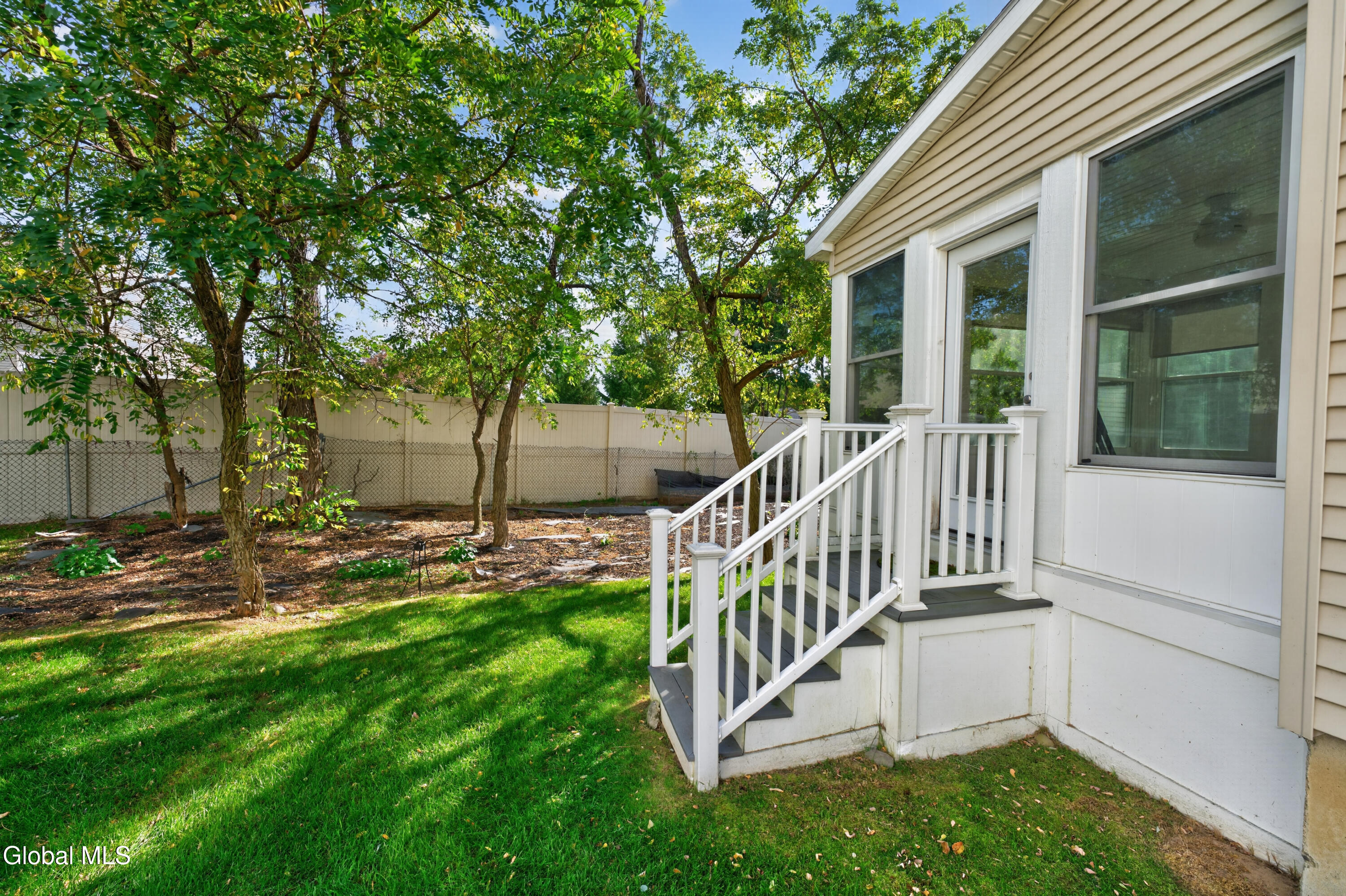 10 Jordan Court Latham NY 12110