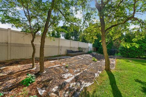 10 Jordan Court Latham NY 12110