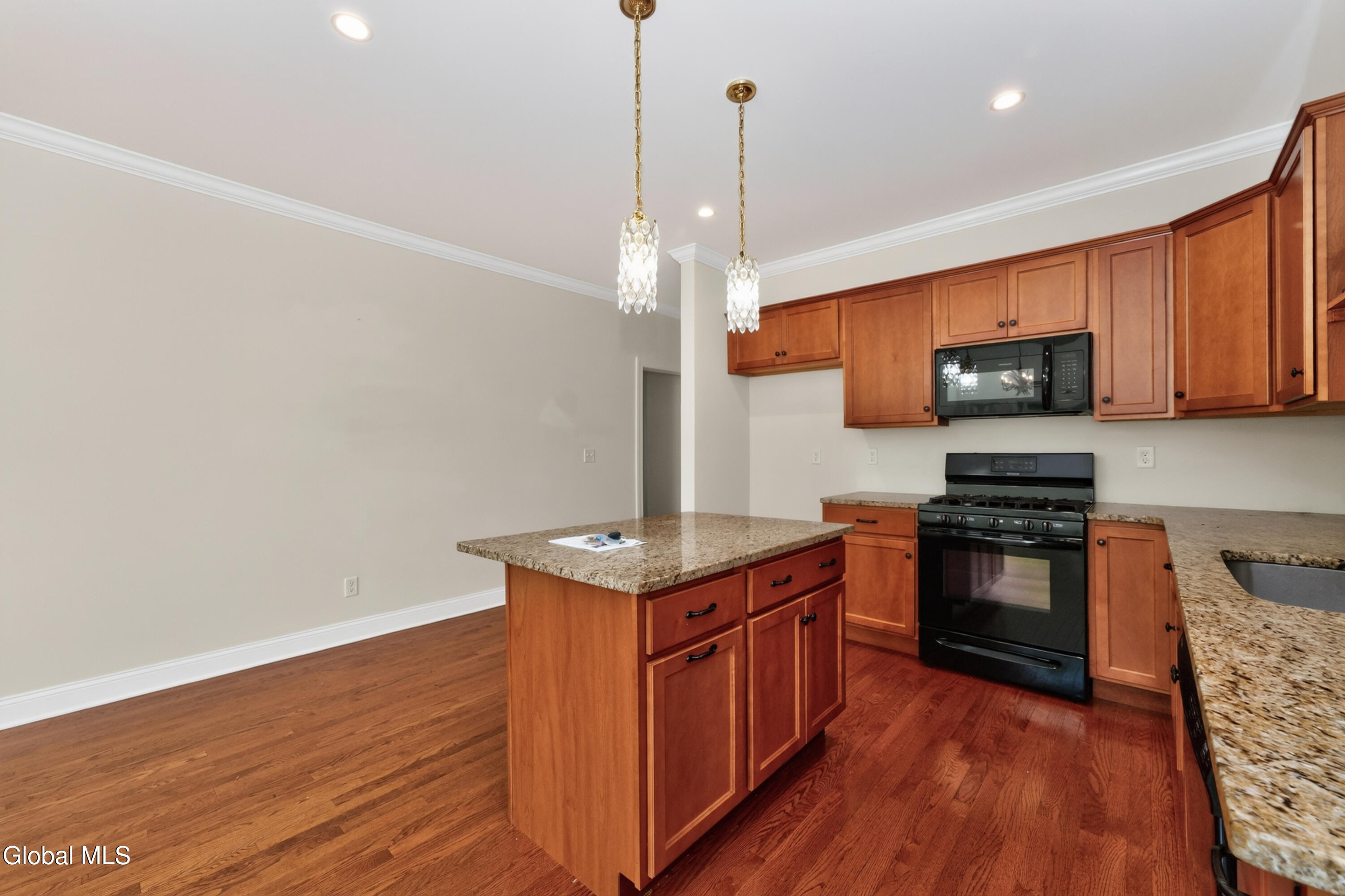 10 Jordan Court Latham NY 12110