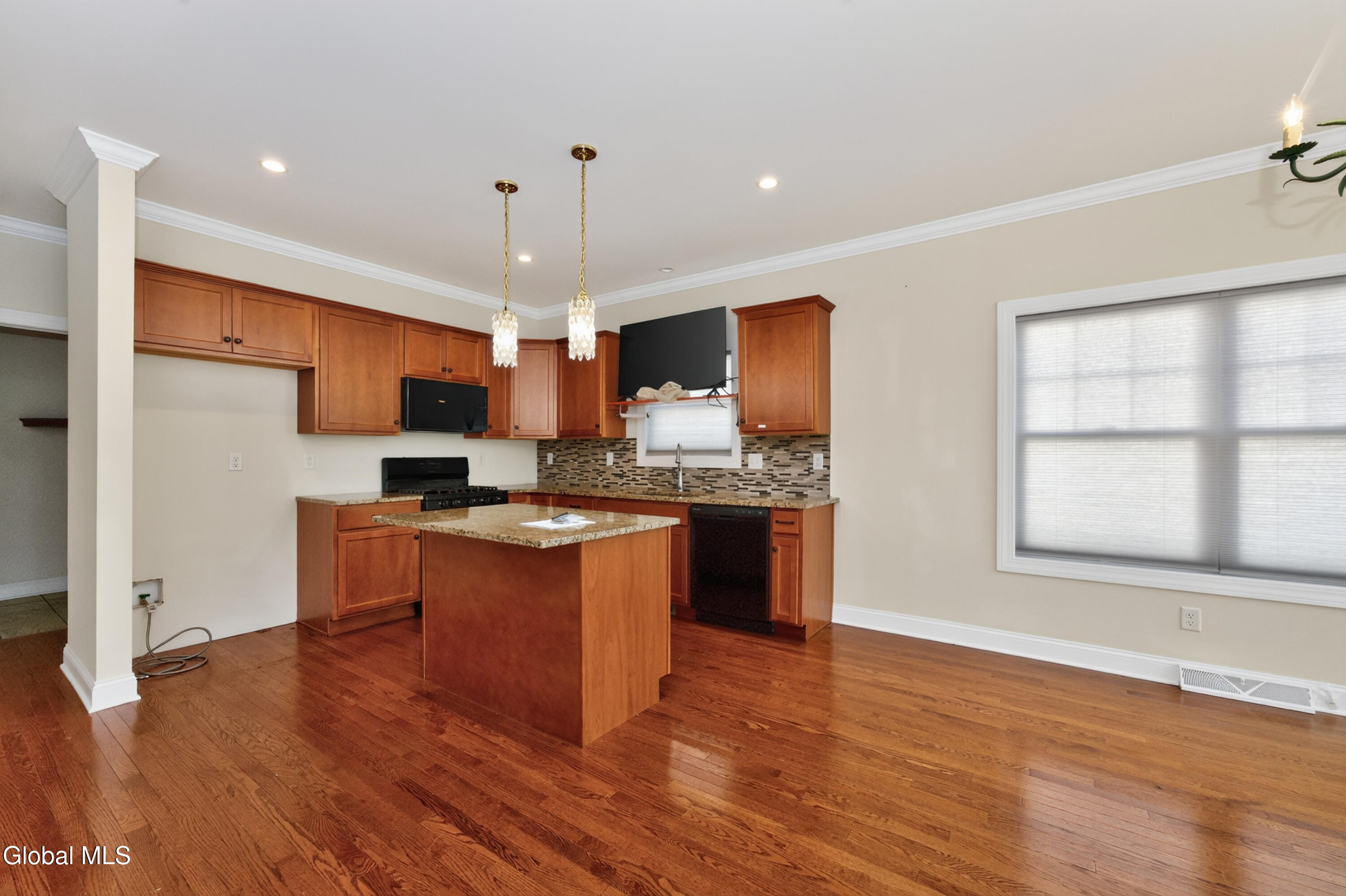 10 Jordan Court Latham NY 12110