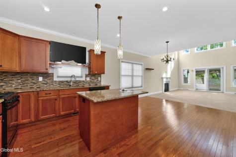 10 Jordan Court Latham NY 12110