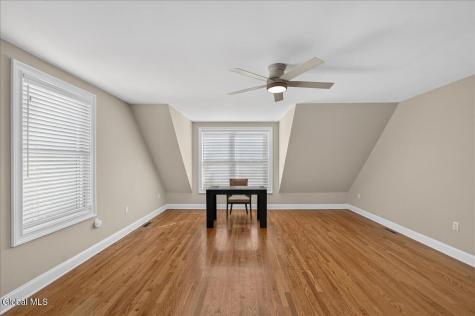 146 High Rock Avenue Saratoga Springs NY 12866