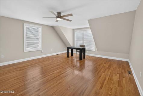 146 High Rock Avenue Saratoga Springs NY 12866