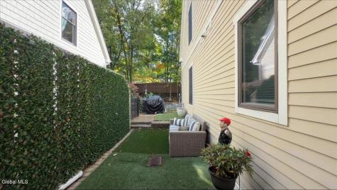 146 High Rock Avenue Saratoga Springs NY 12866
