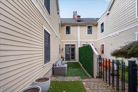 146 High Rock Avenue Saratoga Springs NY 12866