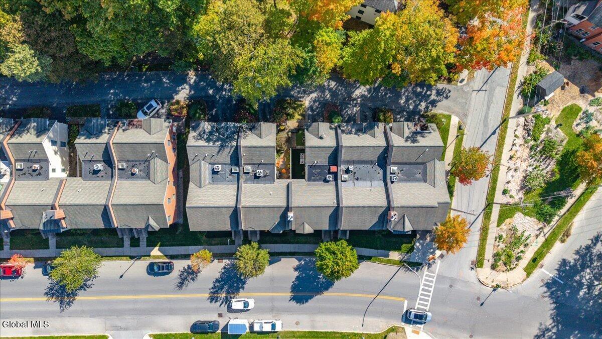 146 High Rock Avenue Saratoga Springs NY 12866