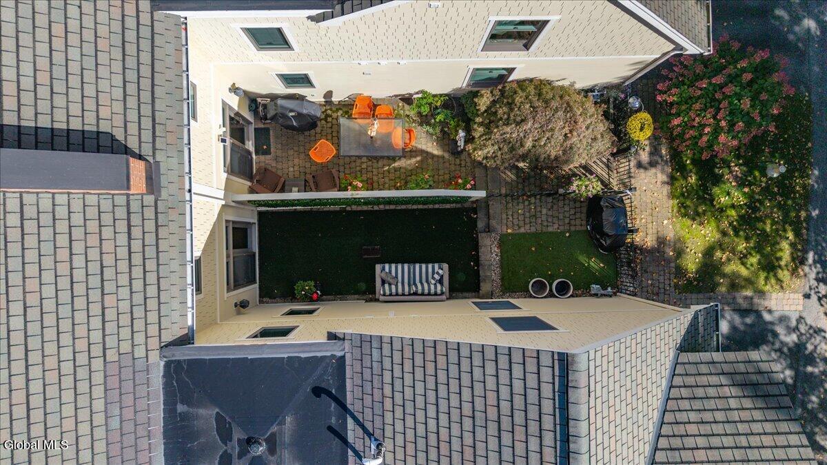 146 High Rock Avenue Saratoga Springs NY 12866