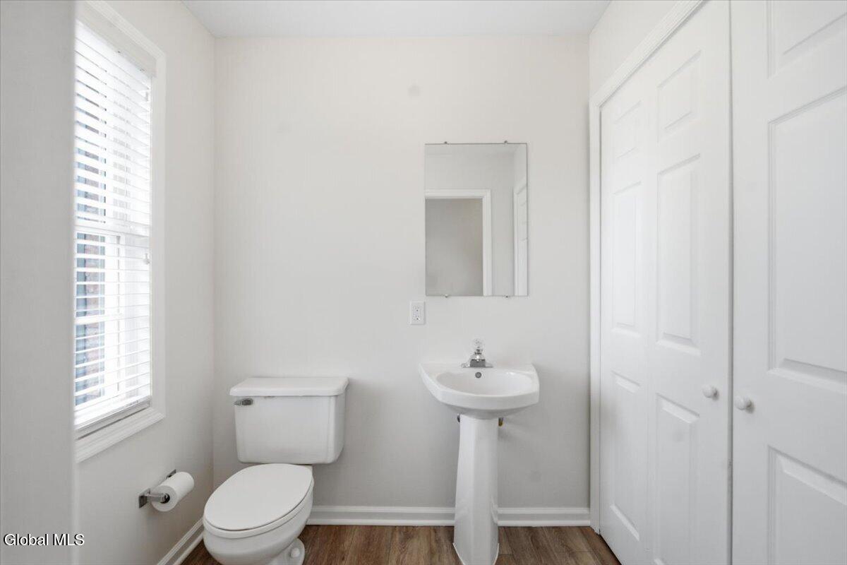 31 Bridgewood Lane Watervliet NY 12189