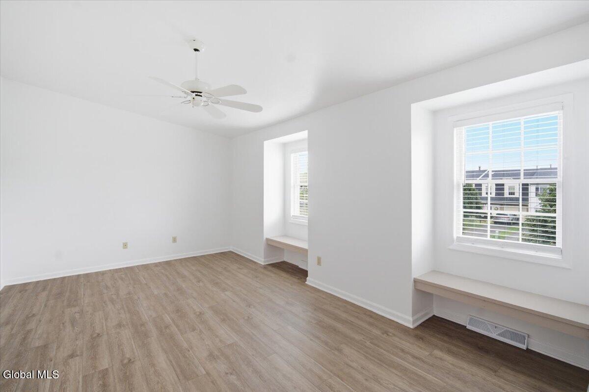 31 Bridgewood Lane Watervliet NY 12189