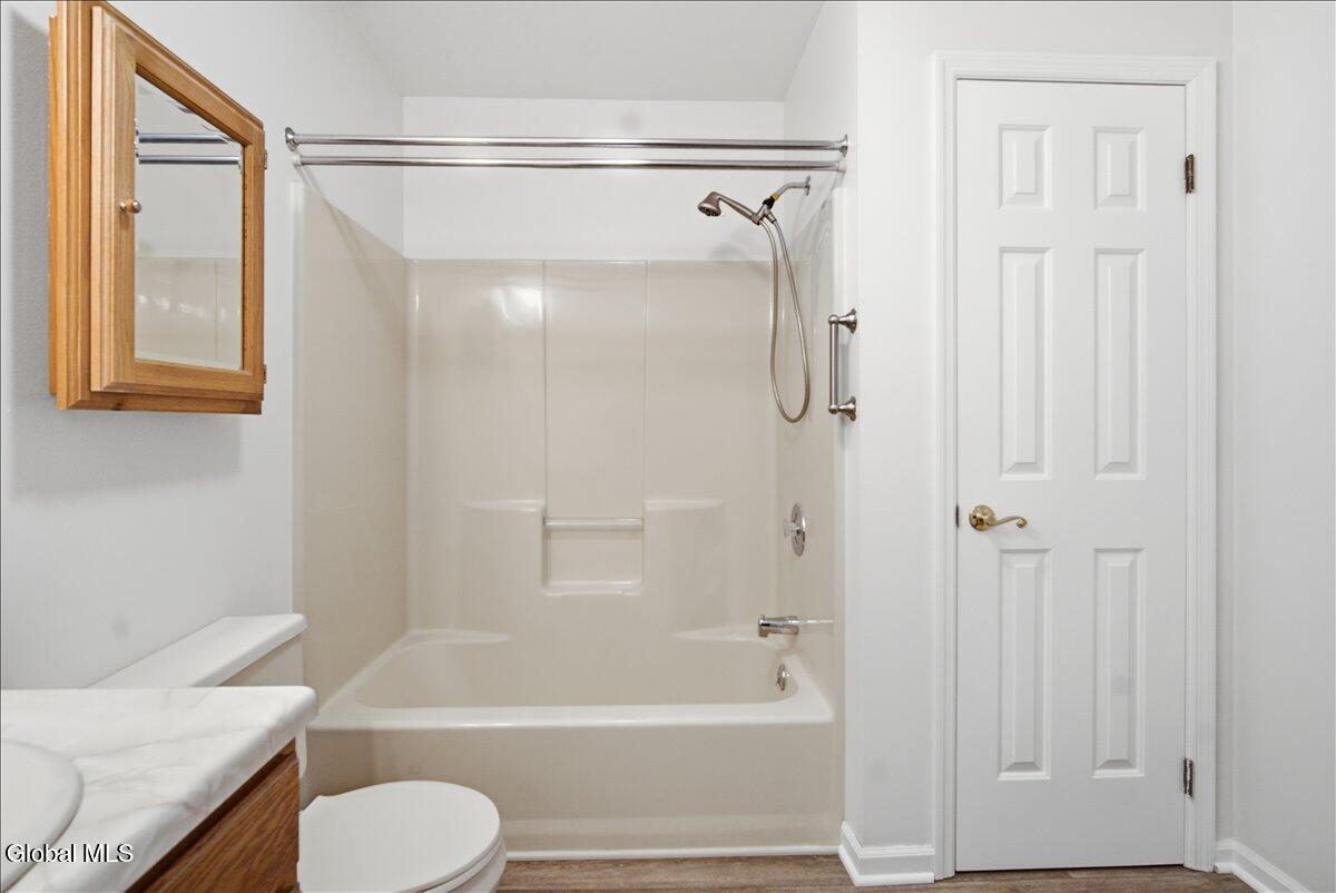 31 Bridgewood Lane Watervliet NY 12189