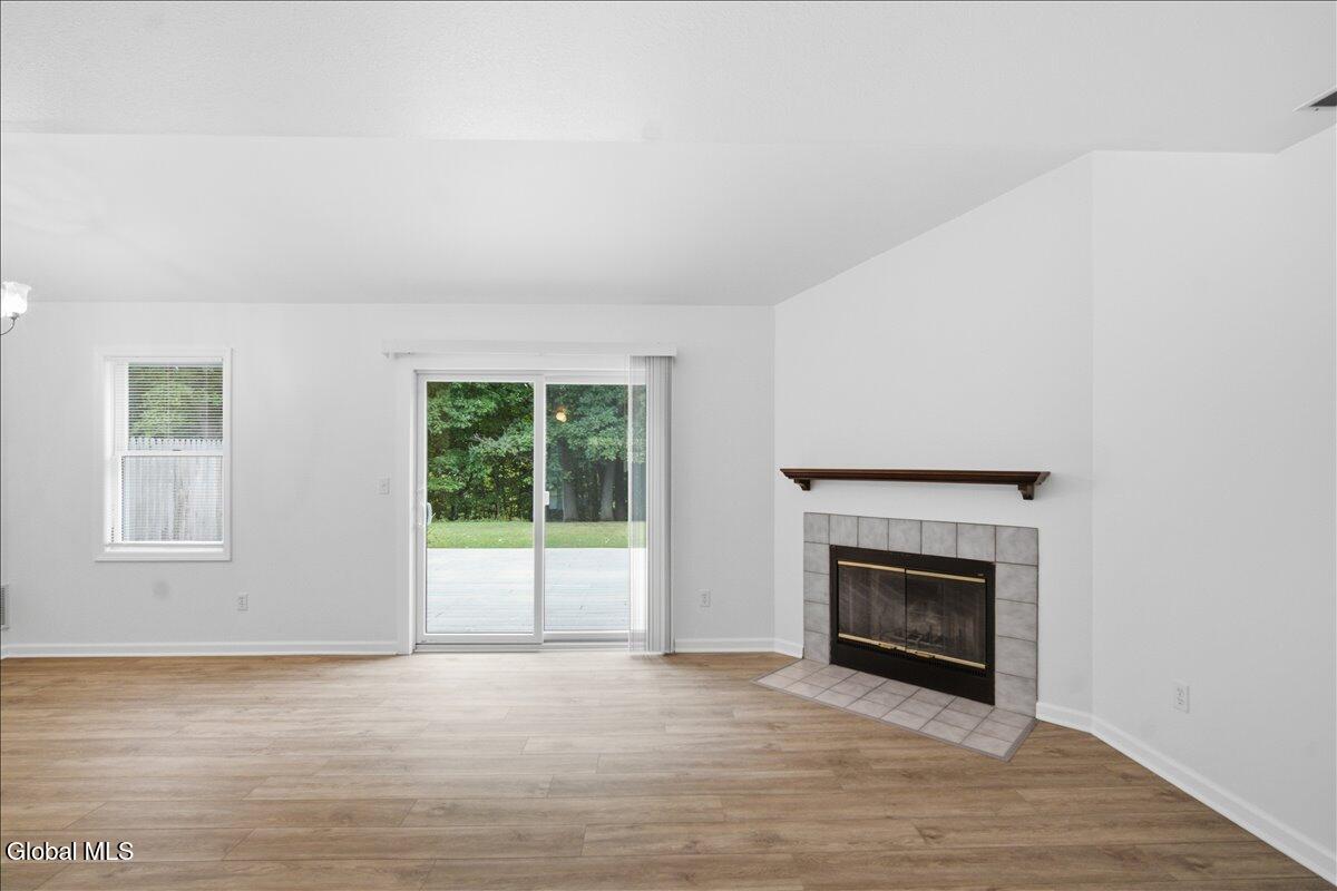 31 Bridgewood Lane Watervliet NY 12189