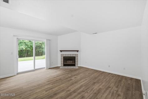 31 Bridgewood Lane Watervliet NY 12189