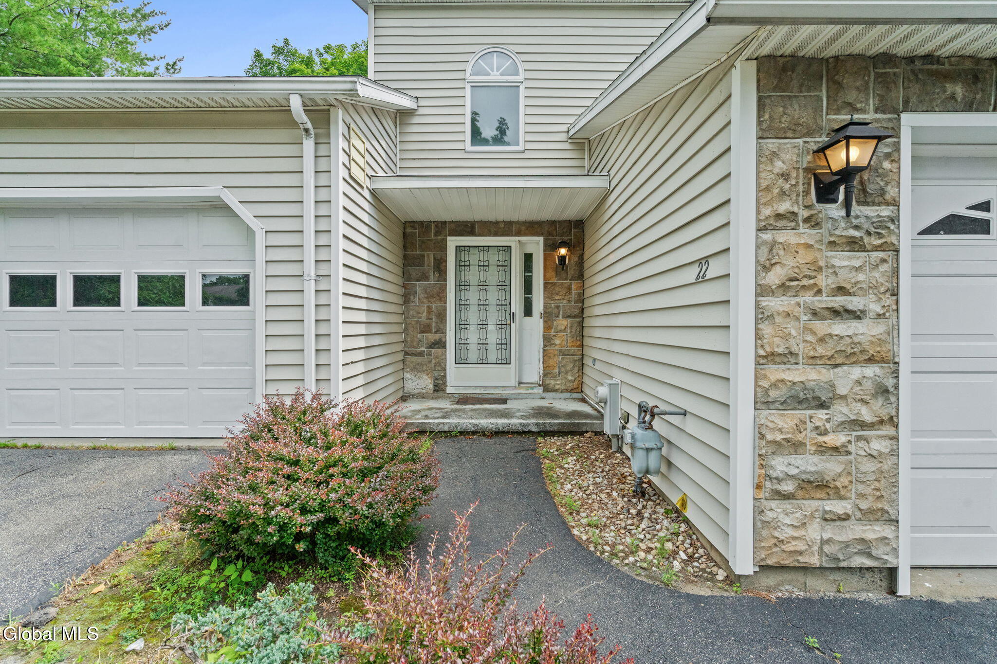 22 Woodside Drive Albany NY 12208