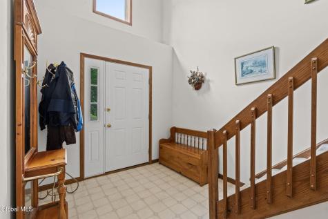 22 Woodside Drive Albany NY 12208
