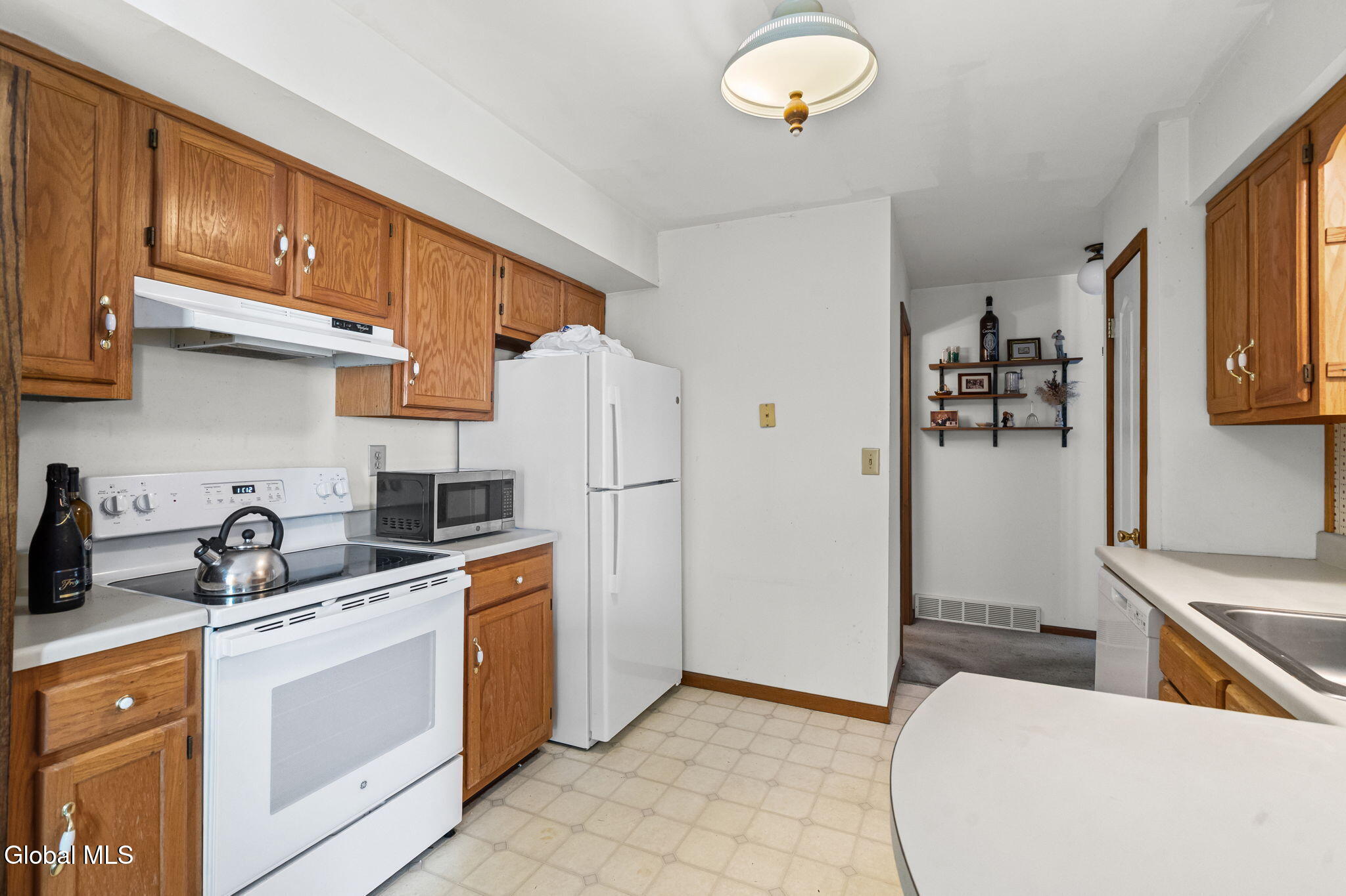 22 Woodside Drive Albany NY 12208