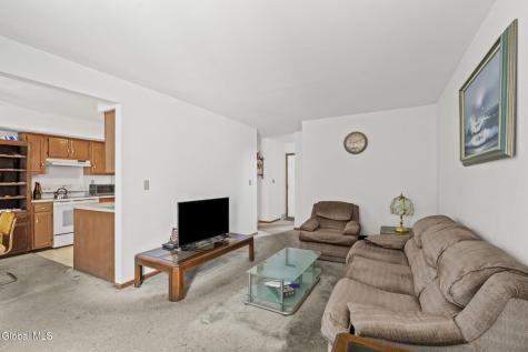 22 Woodside Drive Albany NY 12208