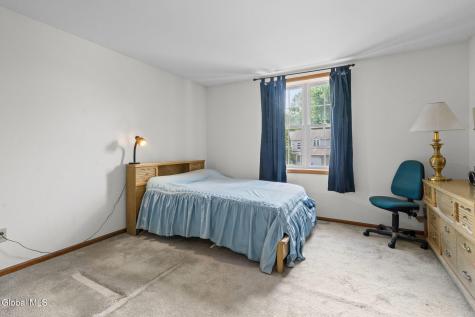 22 Woodside Drive Albany NY 12208