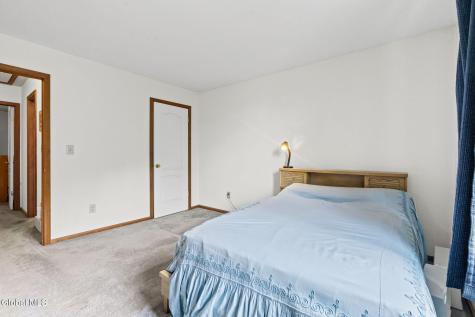 22 Woodside Drive Albany NY 12208
