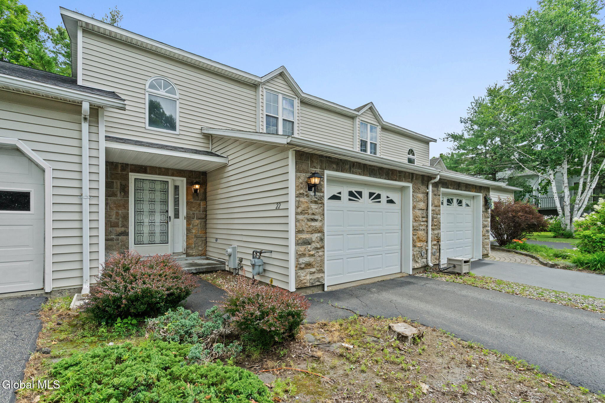 22 Woodside Drive Albany NY 12208