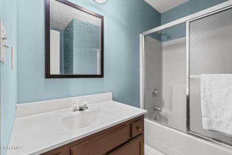 22 Woodside Drive Albany NY 12208