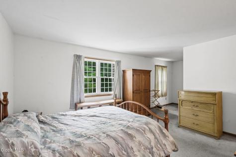 22 Woodside Drive Albany NY 12208