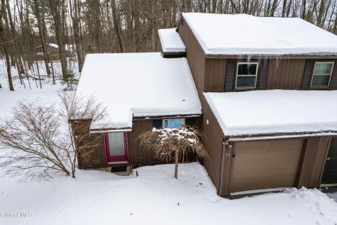 13 Glenbrook Drive Clifton Park NY 12065