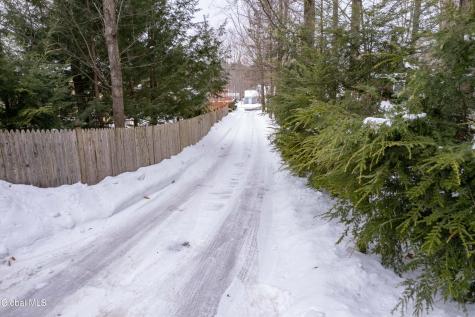 13 Glenbrook Drive Clifton Park NY 12065