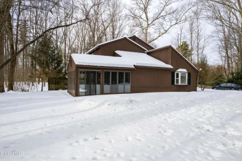 13 Glenbrook Drive Clifton Park NY 12065