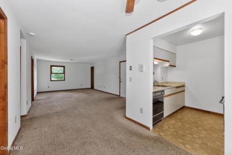 102 Cedarview Lane Watervliet NY 12189